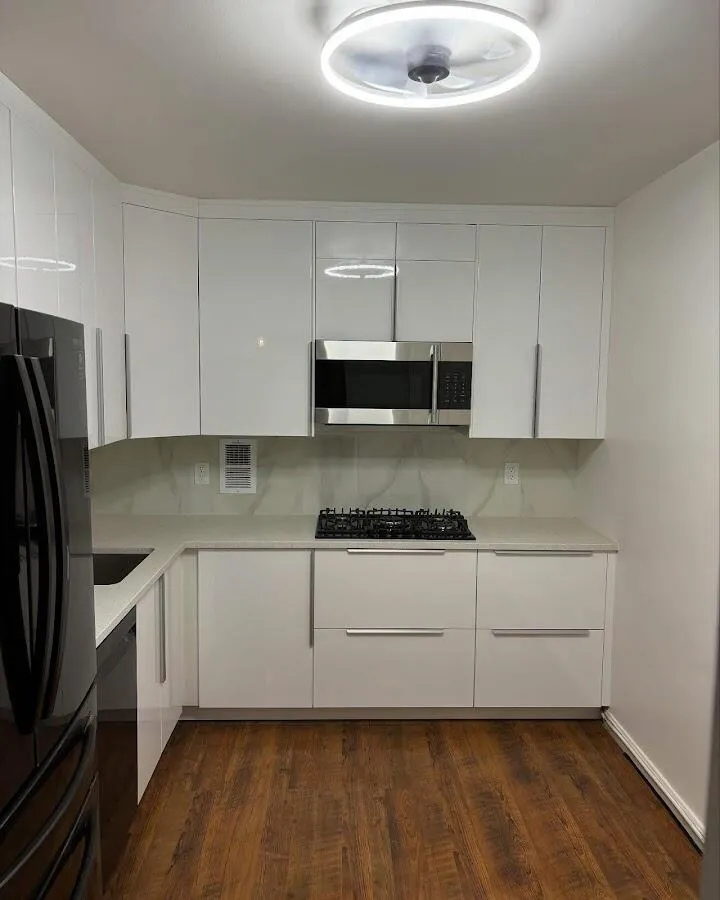 Renovated kitchen with quartz countertops in Thompson